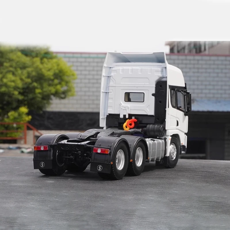 Литой под давлением масштаб 1:24 грузовик X3000