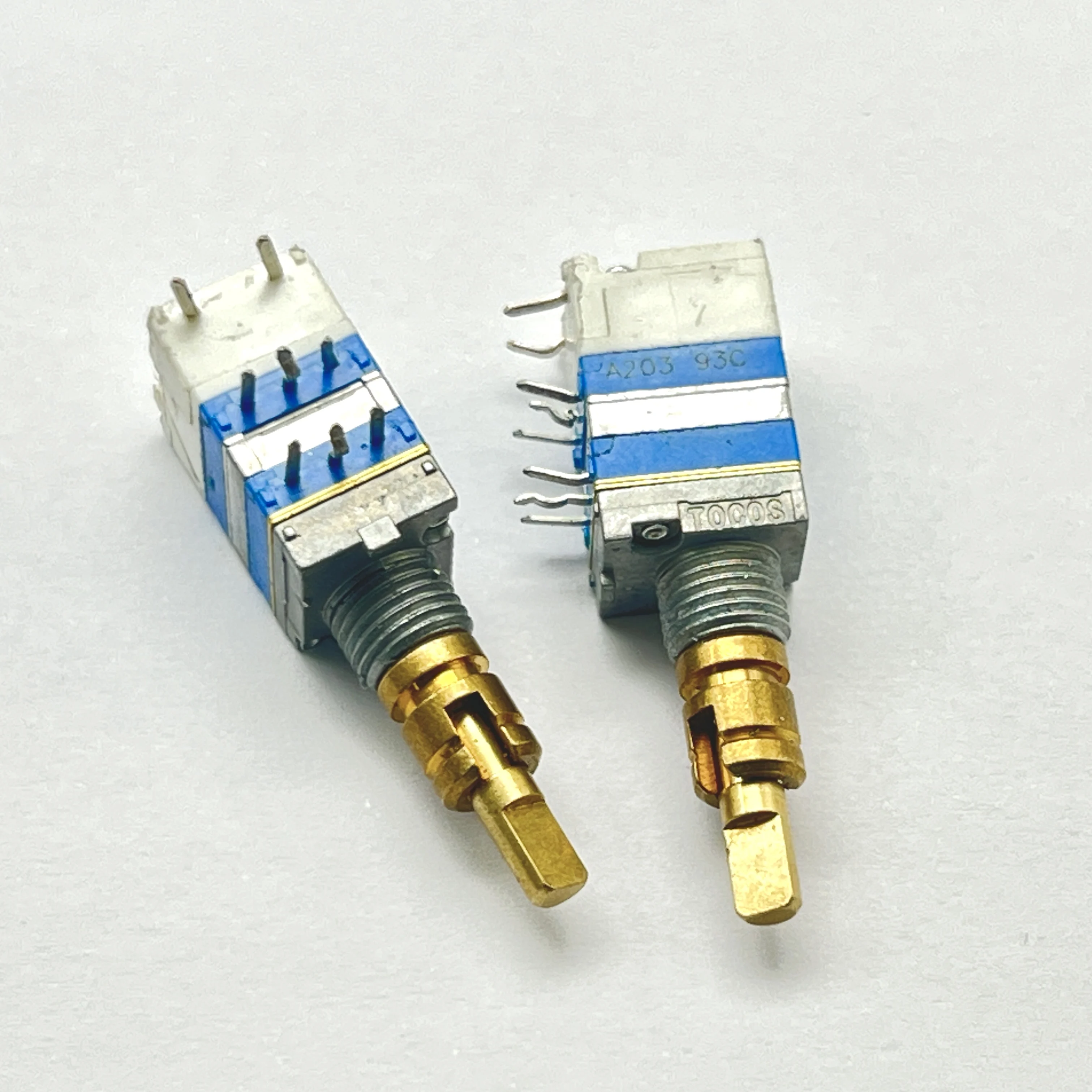 Фото Энкодер Vitex VX177 A20K с поворотным переключателем, 35-позиционный потенциометр, 20-позиционный энкодер, 1 шт. №4