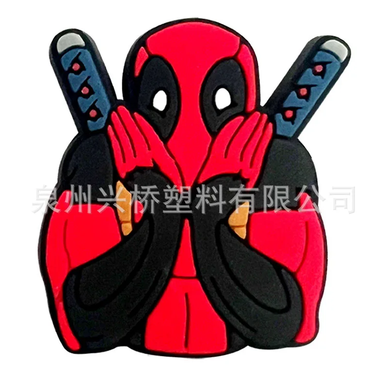 Резиновая пряжка для обуви Deadpool & Wolverine