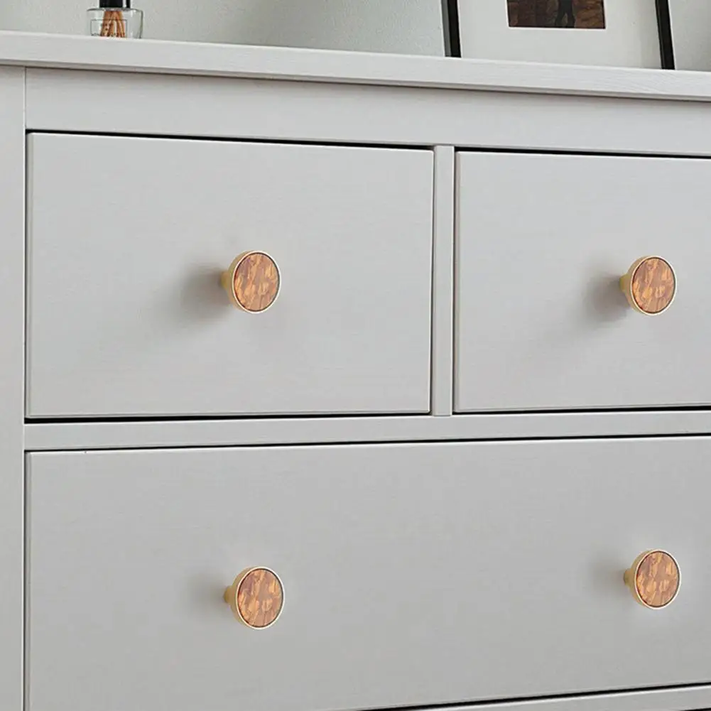 

Круглая ручка для шкафа из матовой латуни, 32 мм