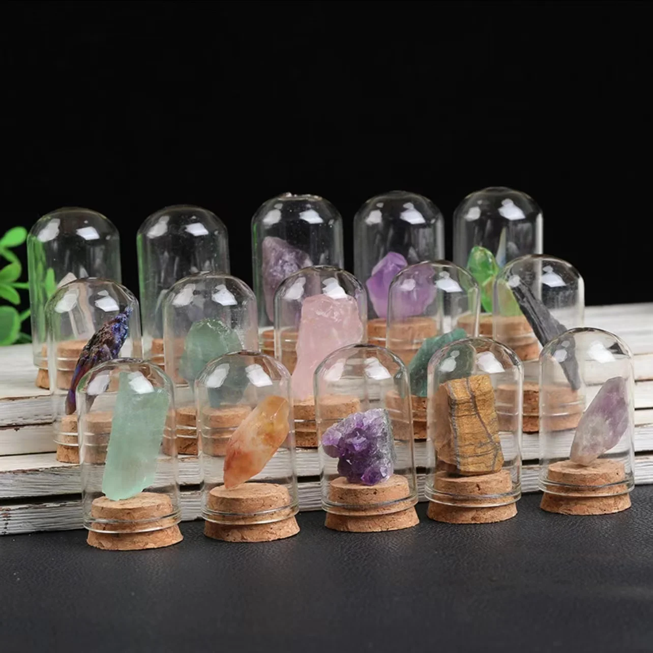 

7 PCS Natural Crystal Wishing Vase Quartz Gemstone Drift Bottle Raw Stone Crystal Mineral Bottle Girlfriend Wife Children Gift