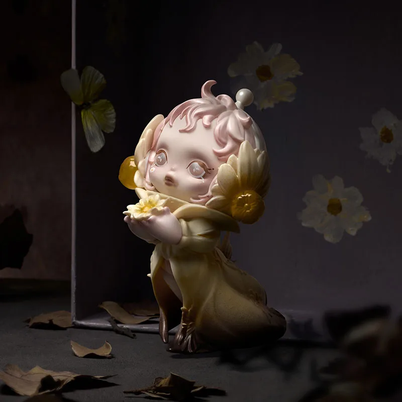 Фото Новая оригинальная коллекционная фигурка POP MART SKULLPANDA Petals in Four Acts Series, ПВХ-кукла, брелок, модная игрушка, загадочная коробка, фигурка-сюрприз №4