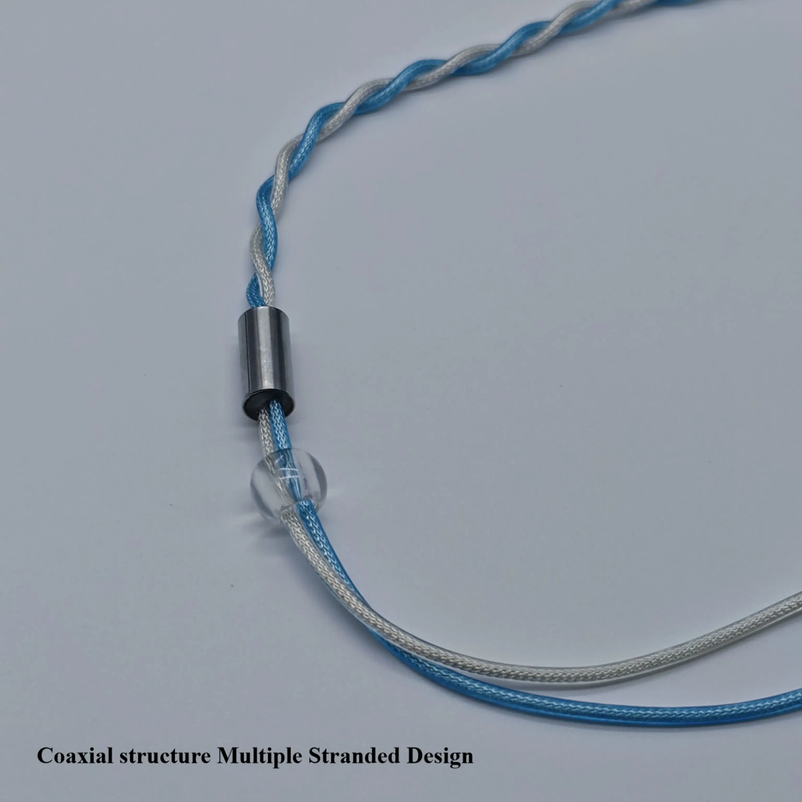 Фото 2 ядра W60 W10 W80 UM PRO20 PRO30 W40 кабель высокой чистоты обновленный OCC серебряный кабель наушники 4,4 баланс 3,5 2,5 LIZT 26AWG №4