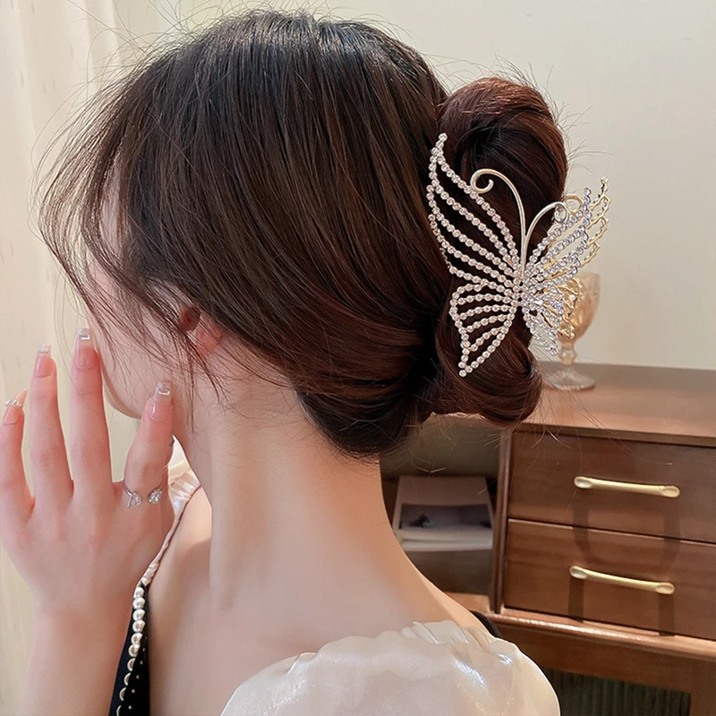 

Exquisite Rhinestones Pearl Butterfly Hair Claws For Women Temperament Crystal Clamp Hairpins Barrette Hair Clip Accessories