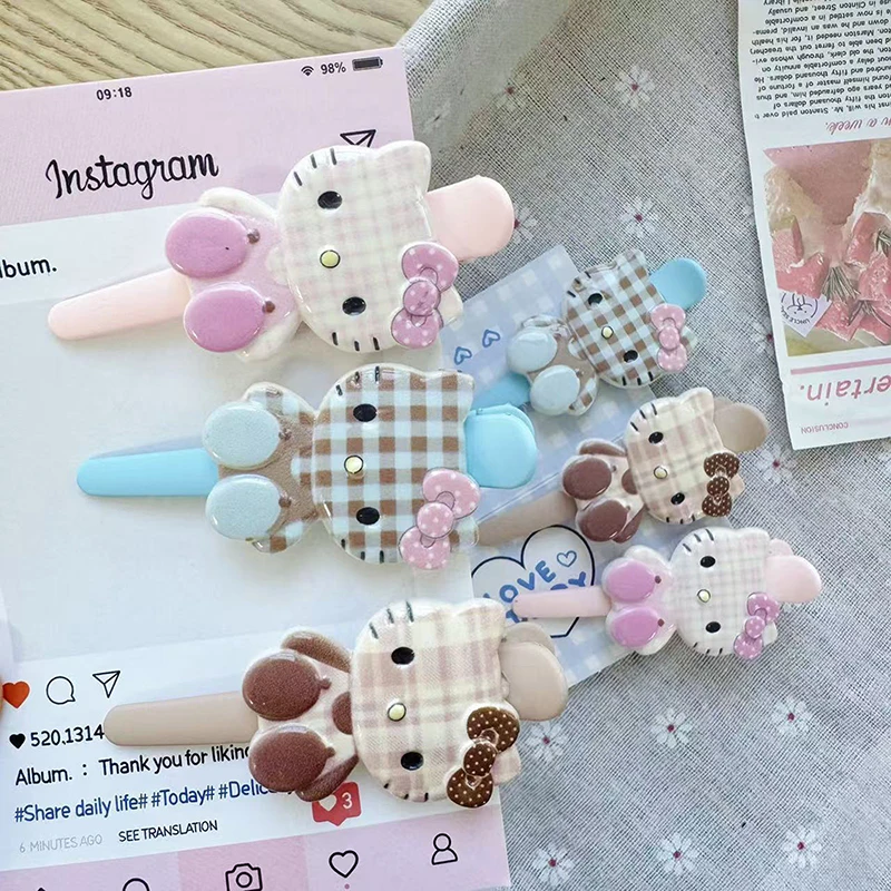 MINISO Ретро Клетчатые Заколки Hello Kitty