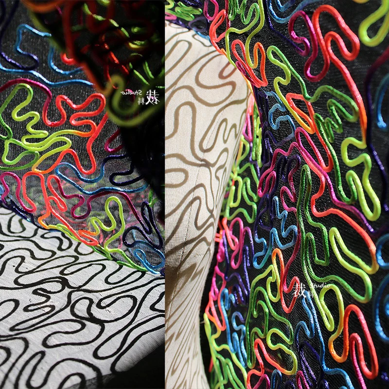 

Версаль лабиринт оригинальный цвет Прозрачная сетка 3d текстурная ткань одежда куртка креативная дизайнерская ткань для пэчворка