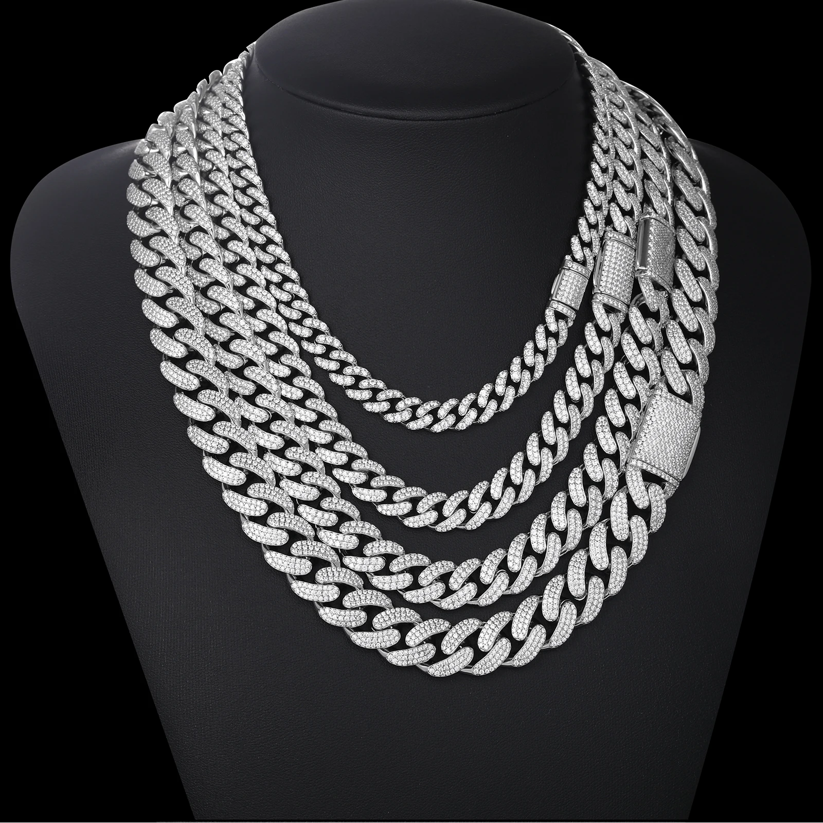 Браслет из серебра 925 пробы с муассанитом 8-20 мм