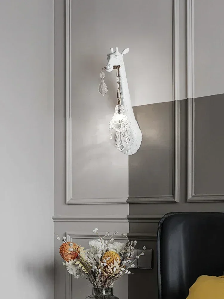 Дизайнерская атмосфера Хрустальный полимерный настенный светильник в виде