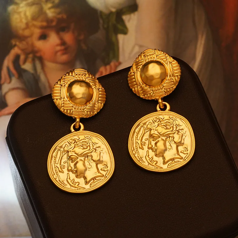 

Baroque medieval earrings female niche design retro head earrings vintage light luxury gold coin earrings
