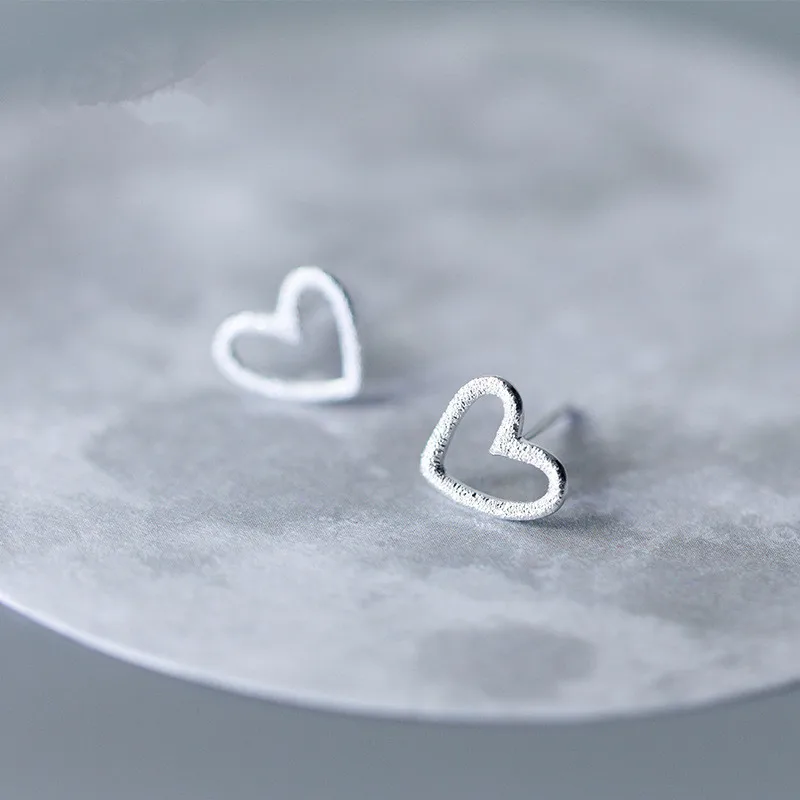 100% 925 Sterling Silver Love Heart Pircing Stud Earrings For Women Girl Kids Mini Minimalist Jewelry b041