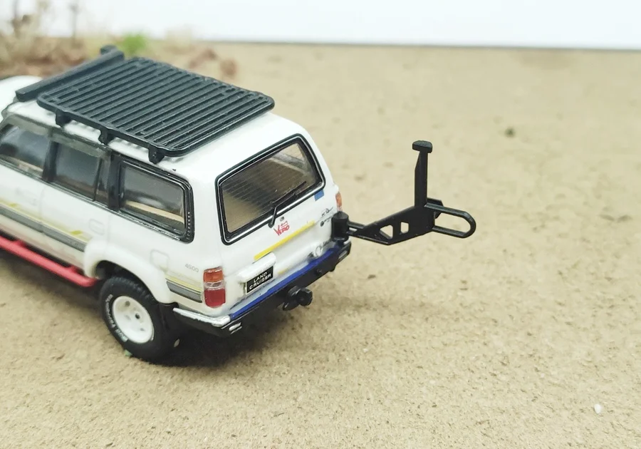 

1:64 Off-Road Vehicle Pickup Truck Resin Spare Tire Frame