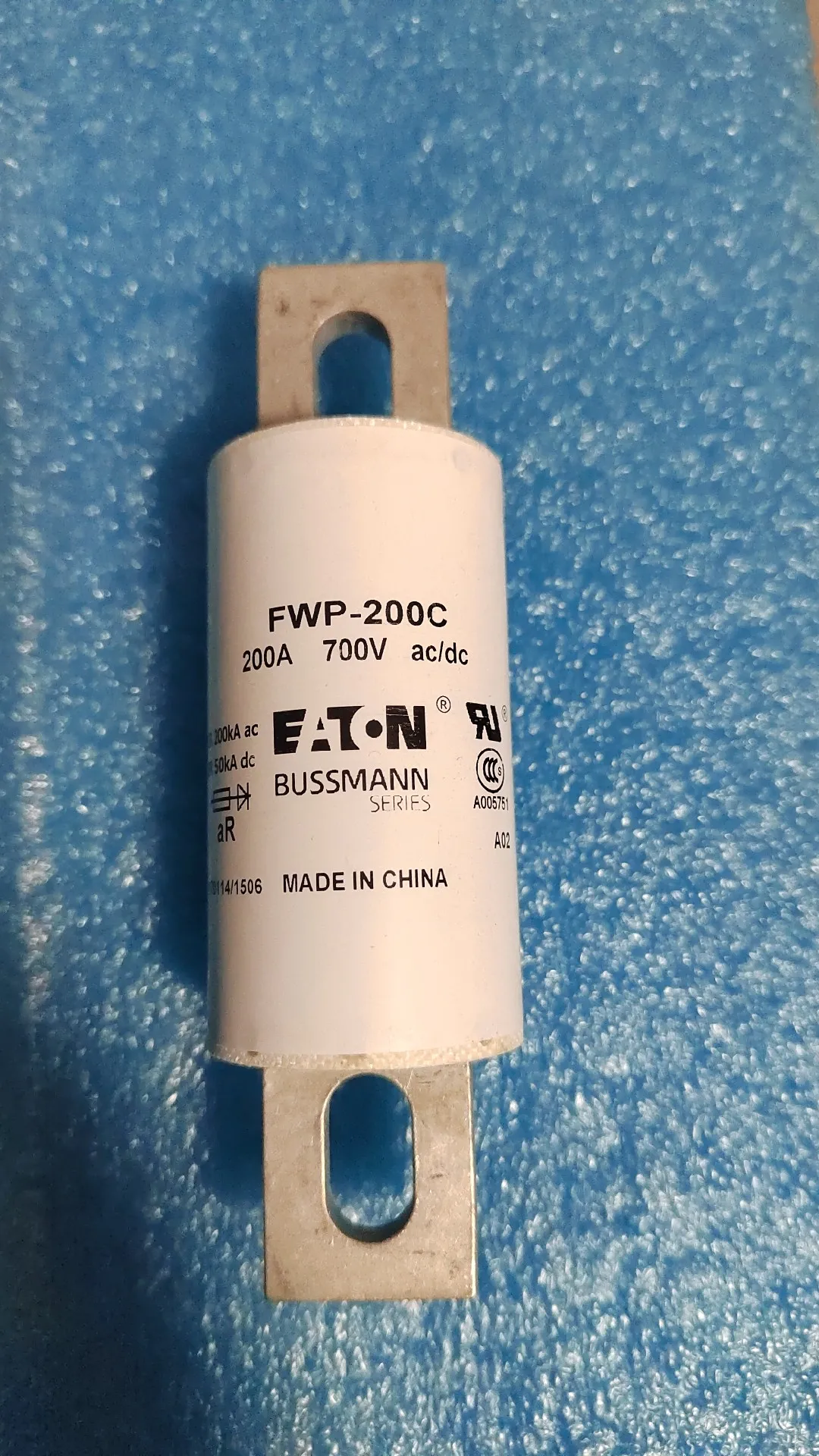 ETN Новый энергетический автомобильный предохранитель BUSSMANN FWP-200A ACDC700V