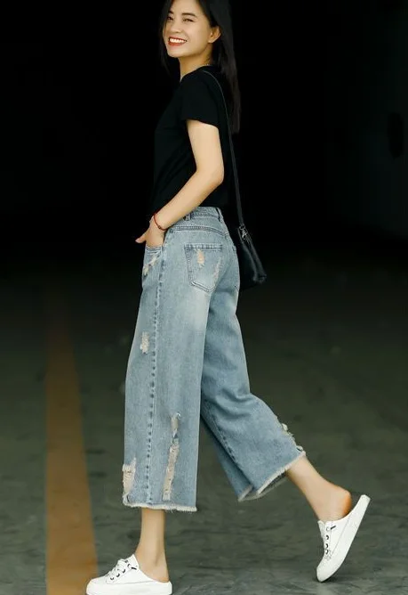 Летние брюки с высокой талией длиной до икры потертые джинсы свободные женские