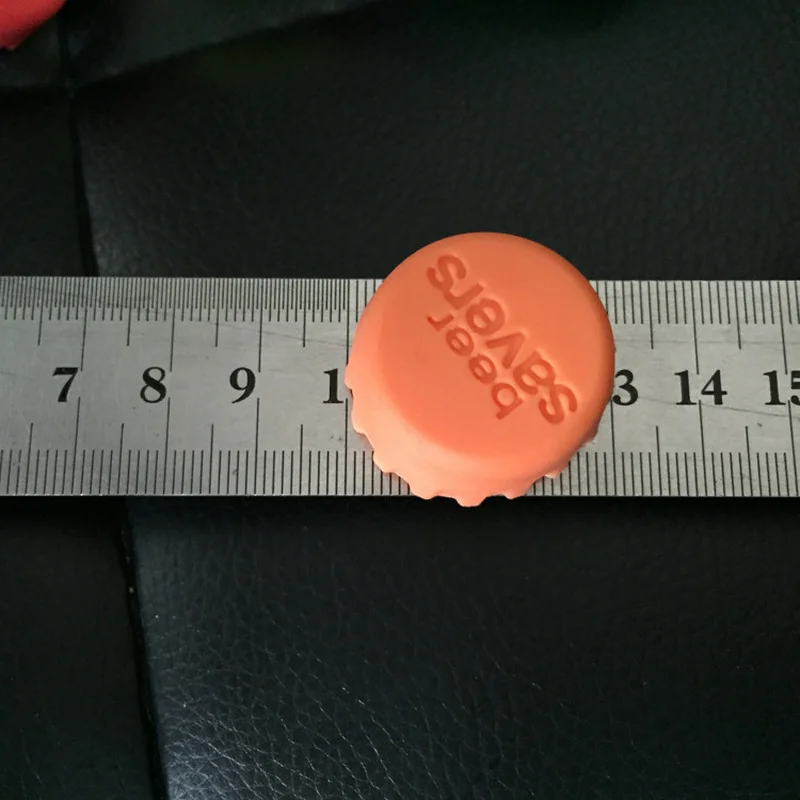 Силиконовые крышки для бутылок вина 6 штук "Креативный дом" в ярких цветах, позволяющие сохранять пиво свежим.