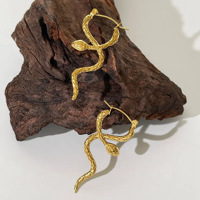 

Minar Hip Hop Rock Gold Color Metallic Twist Snake Drop Earrings for Women Mujer 18K Gold PVD Plated Titanium Steel Long Earring