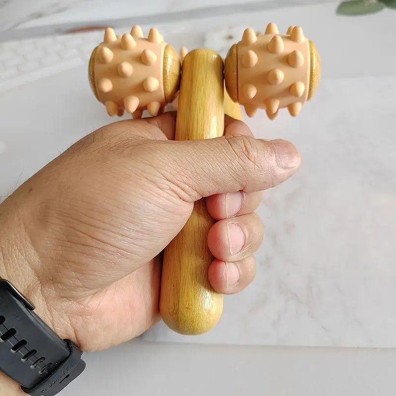 1 шт. ручной массажный ролик из массива дерева