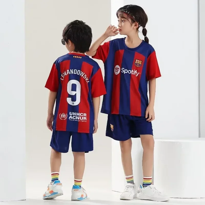 Рисунок 6 - Летняя дышащая Спортивная одежда для взрослых