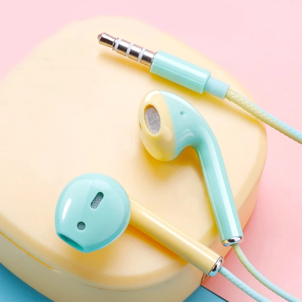 

Sport Music Headphone With Microphone 3.5mm Plug Two Color In-Ear Wired Gaming Earphone For Samsung Huawei Xiaomi Universal