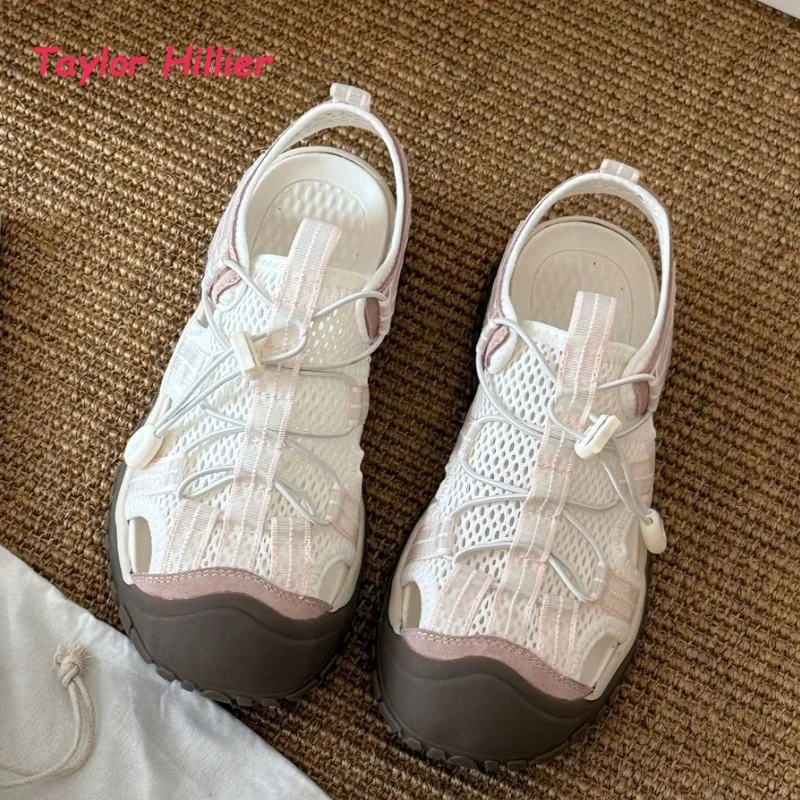 Фото Женские летние сандалии с круглым носком и сетчатым верхом, быстросъемные, дышащие, в уличном стиле, модные, для активного отдыха, минималистичные №1