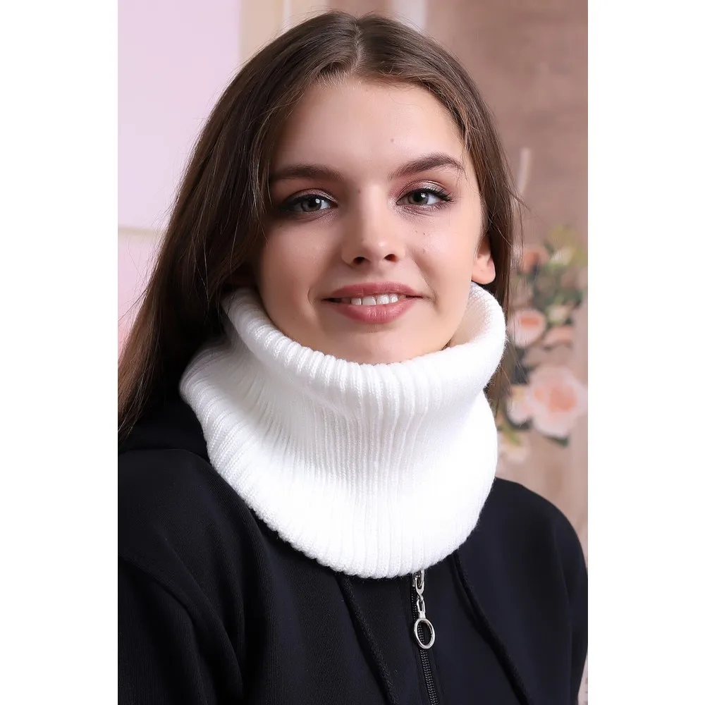 

Dorlie White Lycra Female Cervical Collar