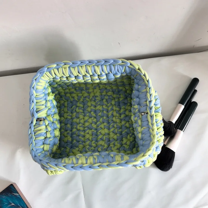 Кошельки женская сумка новинка 2024 Сумка кросс-боди ручной вязки маленькая