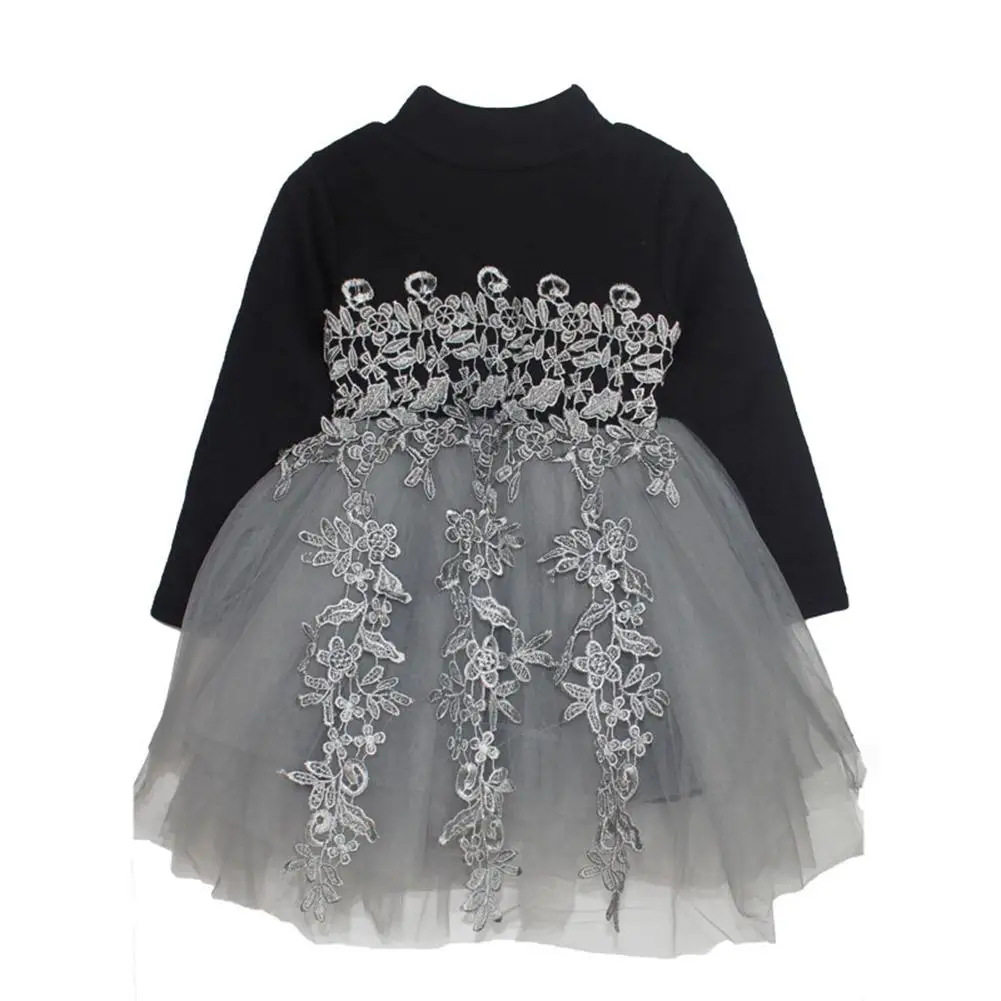 

Осеннее трикотажное платье-свитер с круглым вырезом и длинным рукавом