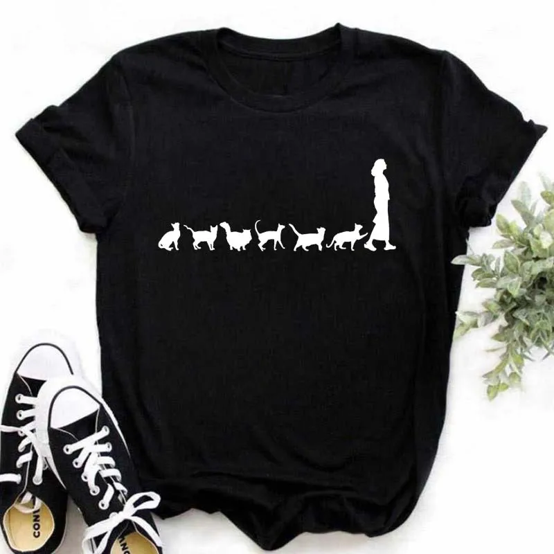 Женская футболка с коротким рукавом круглым вырезом и принтом в виде растений