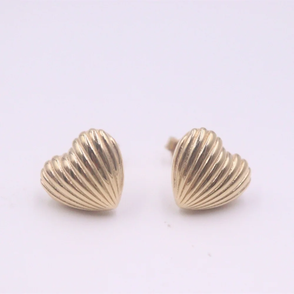 

Real Pure 18K Yellow Gold Stud Women Lucky Carved Stripes Heart Earrings 3.2-3.4g