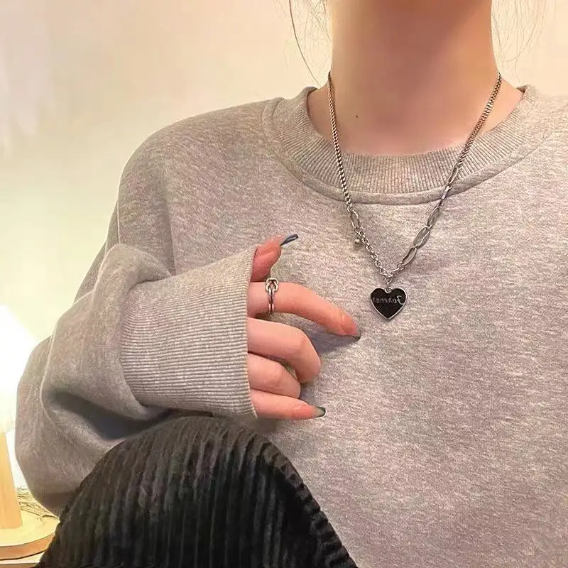 

Black Love Letter Pendant Necklace Female Korean Version Trendy Titanium Steel Non-Fading ins Hip Hop Sweatshirt Clavicle Chain