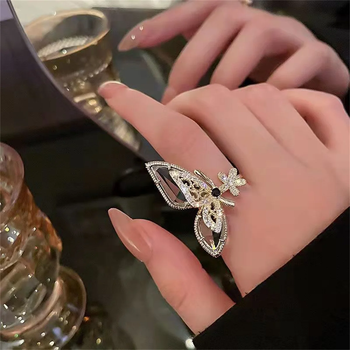 

Luxury Shiny Crystal Butterfly Flower Rings For Women Minimalist Inlaid Zircon Animal Cocktail Party Ring Aesthetic Jewelry Gift