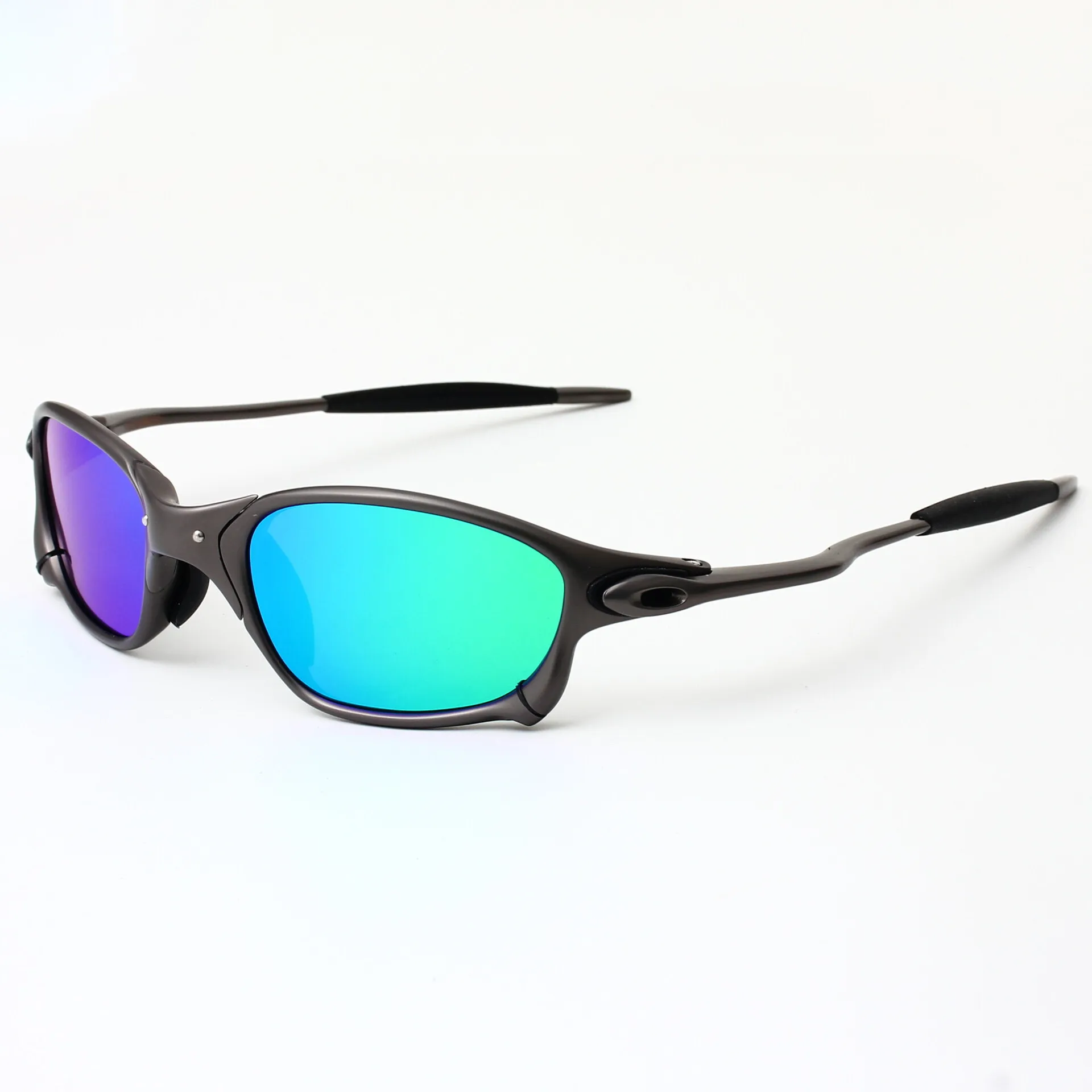 Солнцезащитные очки в золотистой оправе с поляризационными стеклами