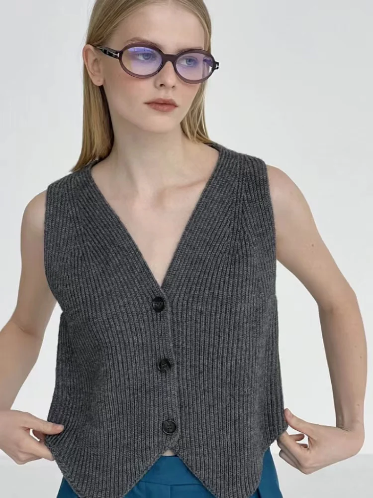 Женский трикотажный жилет без рукавов повседневный белый офисный кардиган для
