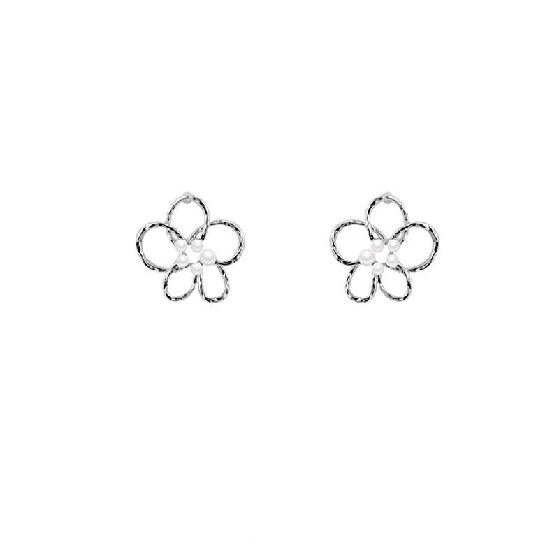 

Elegant Pearl Flower Earrings for Women Trendy Hollow Geometry Stud Earring Female Fashion Jewelry Charm Casual Stud Earrings