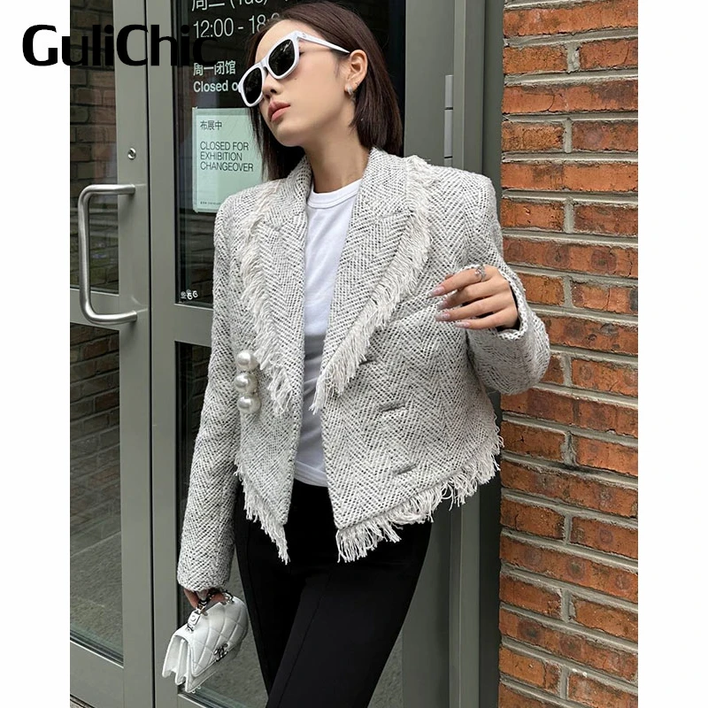 

12.2 GuliChic Women Temperament Irregular Irregular Pearls Button Decoration Short Tweed Jacket