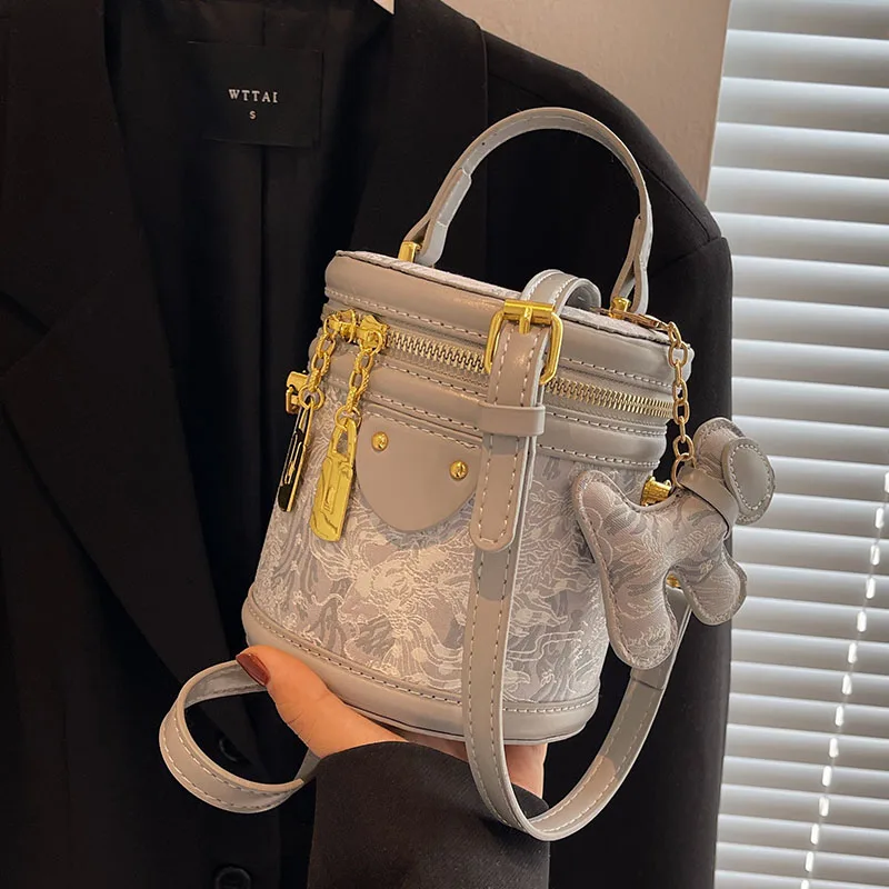 Портативная маленькая сумка с героями мультфильмов женская летняя