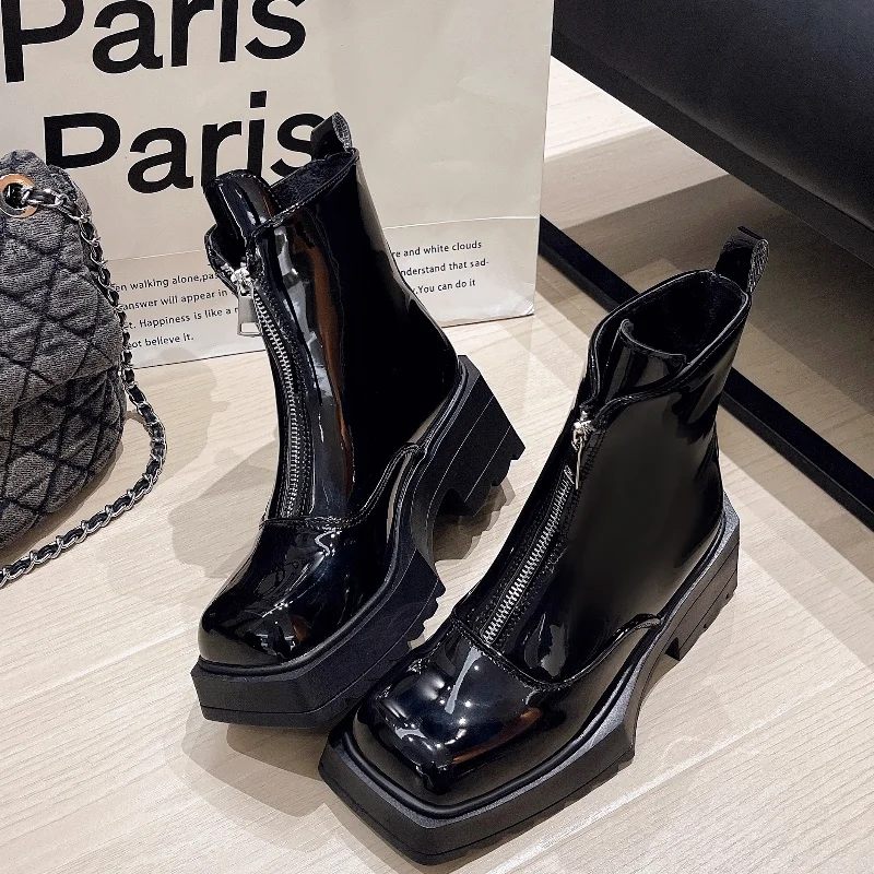 Женские ботильоны на платформе и высоком каблуке дизайнерские мотоциклетные