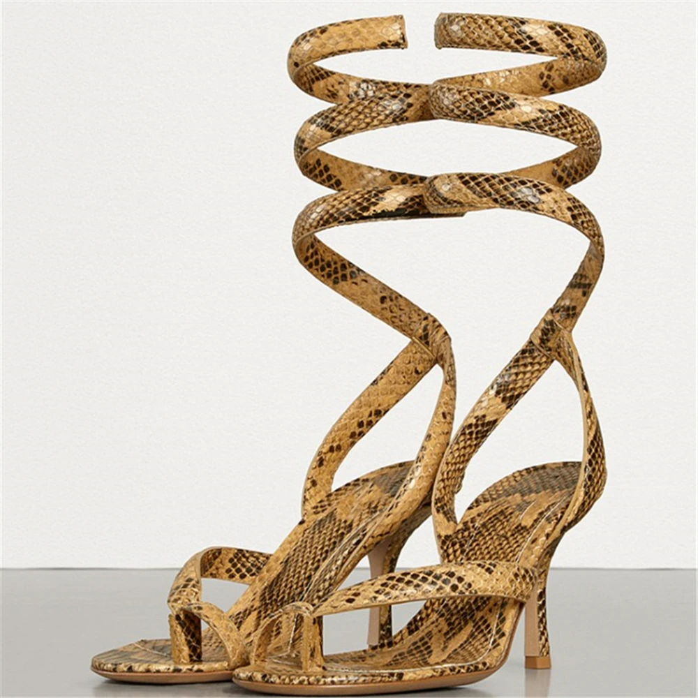 2022 Summer Women Medium Heel Clip Feet Plus Size Print 43 Snake Print Elastic Ring Foot Stiletto Sexy Fashion Banquet Sandals