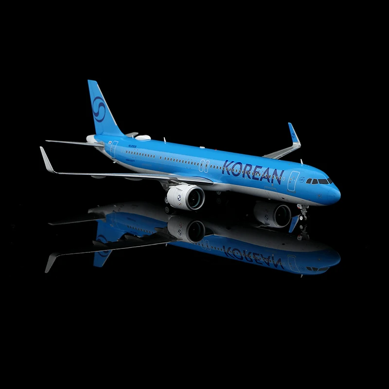 Фото Коллекционная модель самолета L2268 из сплава, подарок, SQ Wings 1:200, Korean Air 