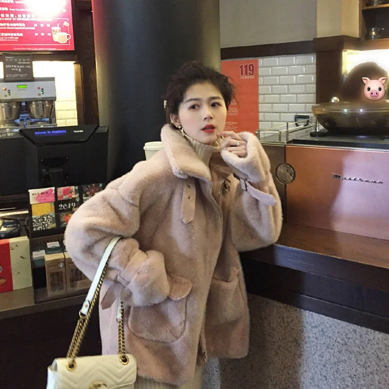 Women New Fur 2022 Autumn Winter Motorcycle Clothing Imitation Mink Plush Coat Small Fragrance Style Leather Buckle Fur Jacket