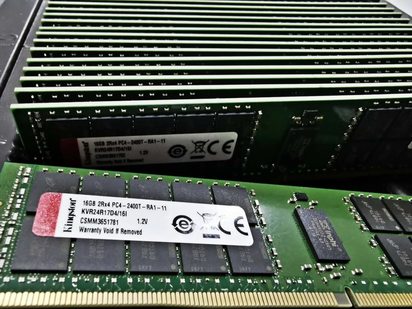 

RAM apply to KVR24R17D4/32 Kingston 32G 2RX4 PC4-2400T DDR4 2400REG server memory 1PCS