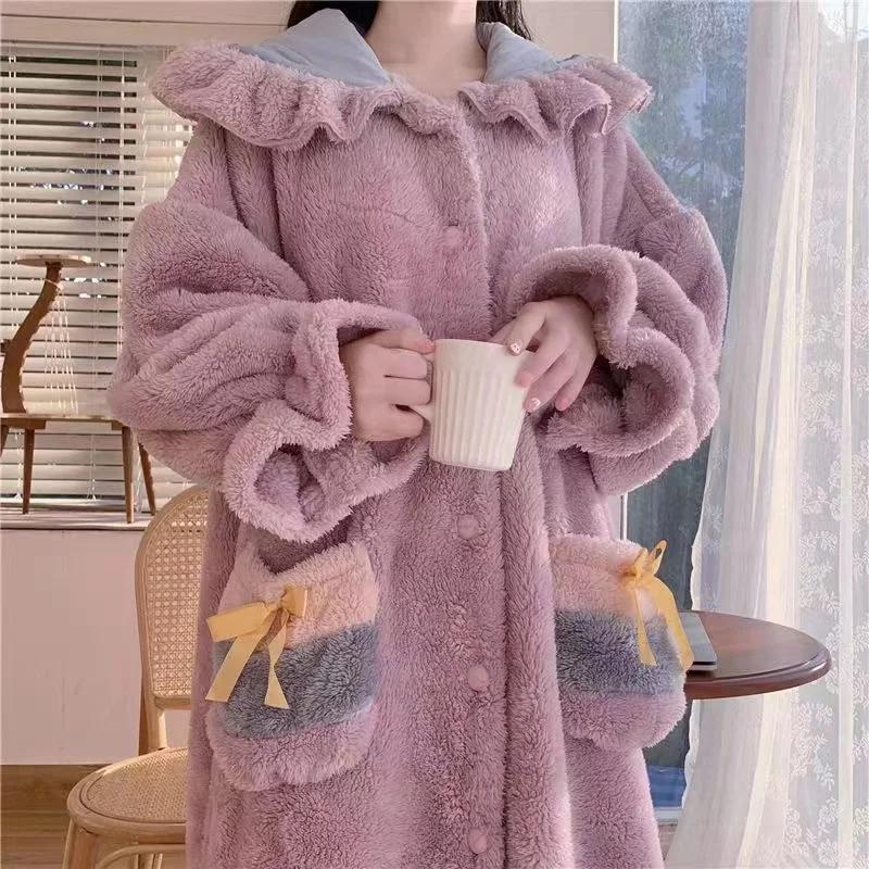 New Autumn And Winter Nightgown Hooded And Thickened Outwardly Wearing Household Clothes