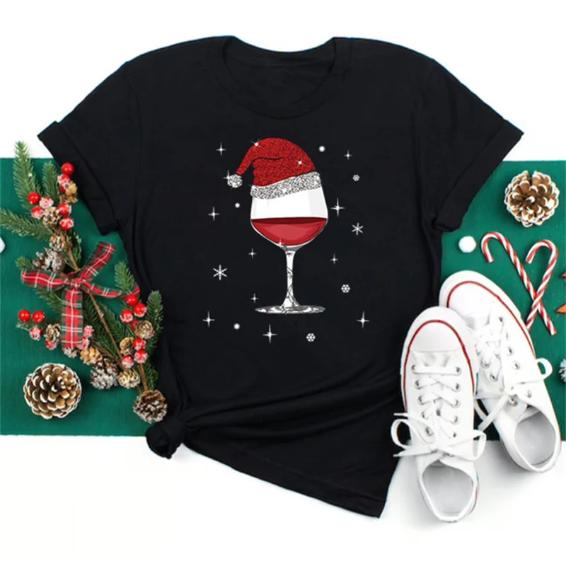 

Модная черная футболка с изображением бокалов вина, рождественских шапок, рождественские подарки, мультяшная футболка в стиле Харадзюку, П...