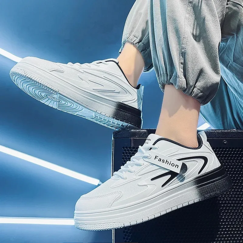 

2022 New Spring Breathable Non-slip Mesh Youth Sports Shoes Men's All-match Casual Wear-resistant Small White Shoes