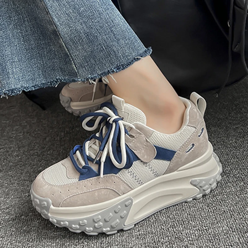 Женские кроссовки на платформе Повседневная Уличная обувь удобные шнуровке для