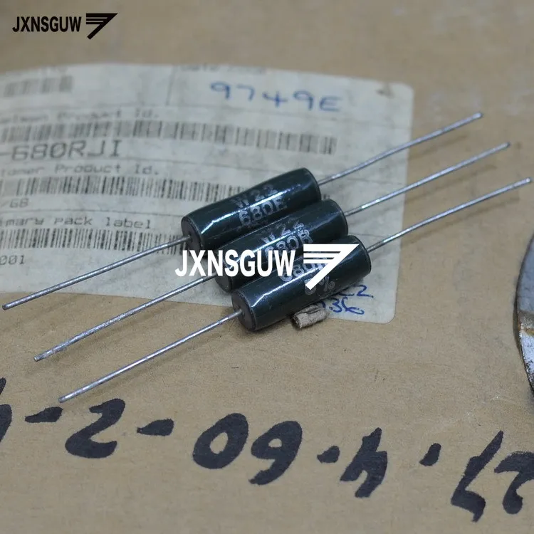 10 шт. новый оригинальный Британский Welwyn W22 5% 7W680R 20x7,2 мм керамические проволочные ранечные резисторы 7 Вт 680R термостойкость 680R 7 Вт 680ом