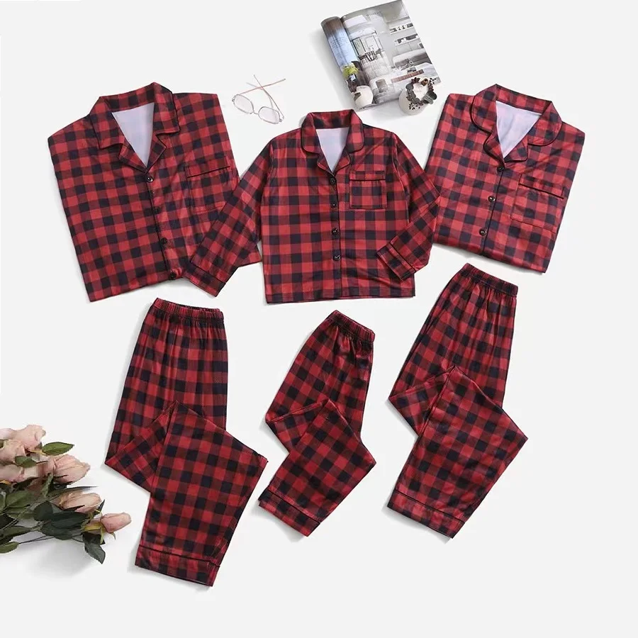 

2022 Plaid Christmas Family Matching Pajamas Set Mommy and Me Xmas Pj's Clothes Outfits Long Sleeve Father Mother Kids Sleepwear