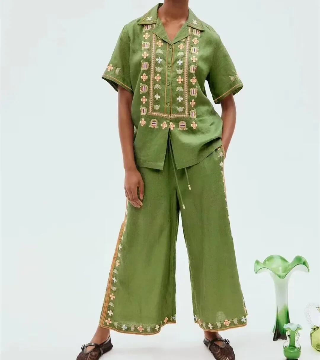 

Women Embroidery Flower set Turn-down Collar Single Breasted Shirt Or Drawstring Elastic Waist Wide Leg Pants