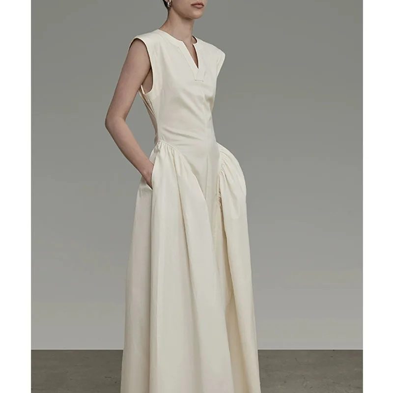 Платье женское без рукавов элегантное приталенное длинное белое платье во