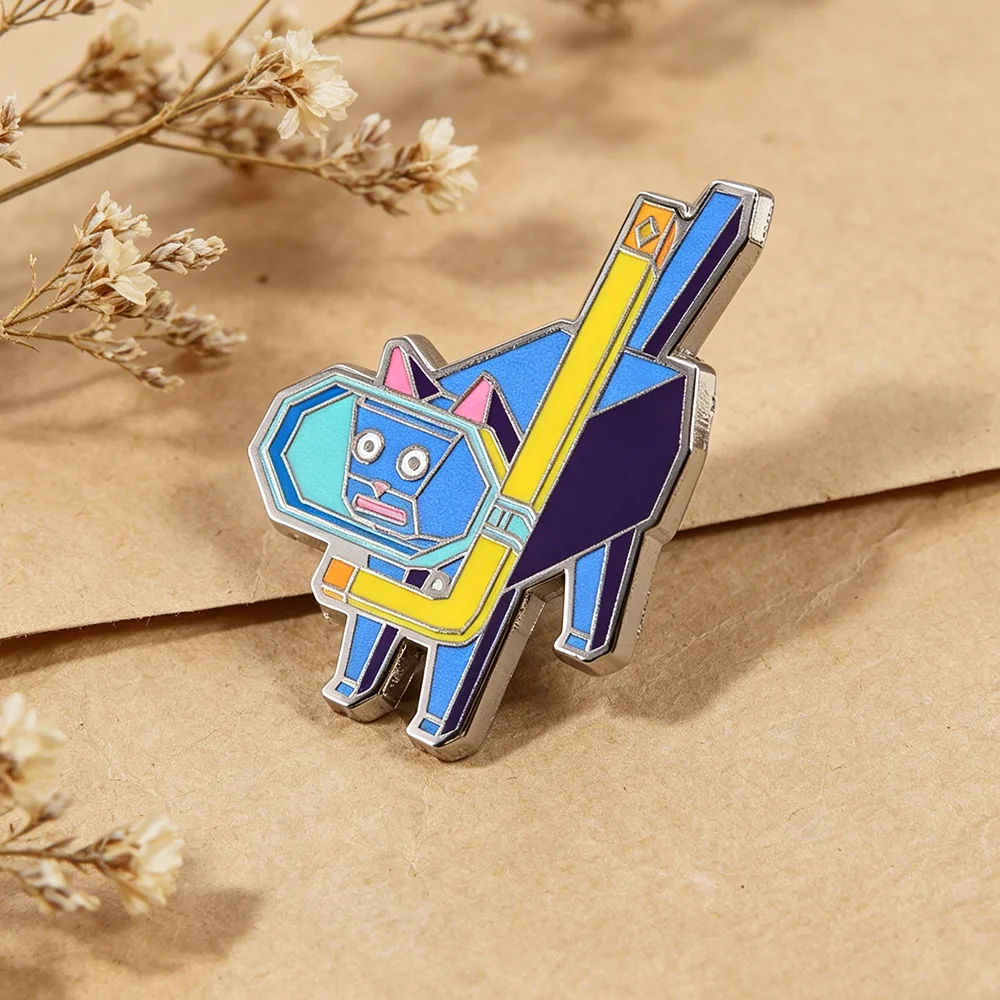 Фото Эмалевая брошь Lowpoly Scuba Cat, классический значок по видеоигре Katamari Damacy, аксессуар для рюкзака и одежды, уникальный подарок для геймеров №1