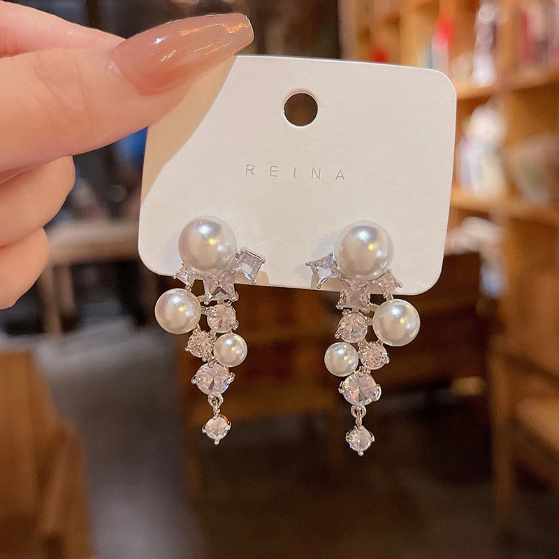 

Unique Pearl Chandelier Earring Silver Plated Trendy Rhinestone Bridal Earing Luxury Designer Jewelry boucles d’oreilles perles